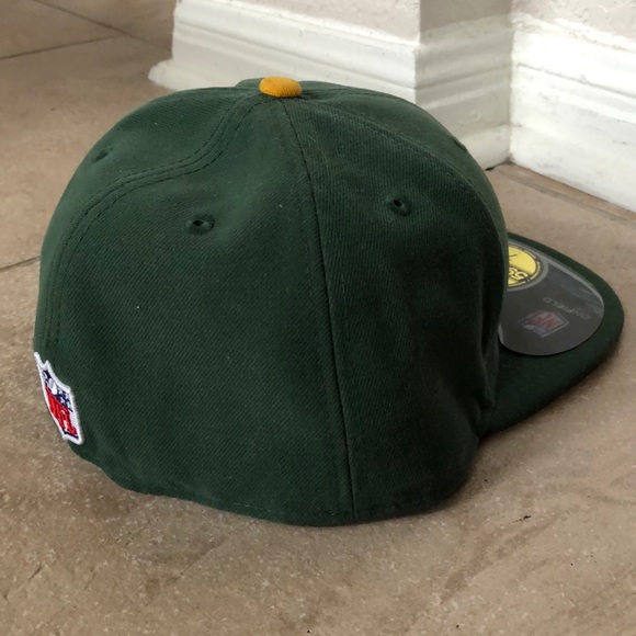 Green Bay Packers Hat - Picture 2 of 4
